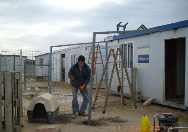 Aufnau der neuen Sonnendächer